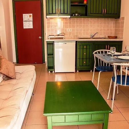 Sunway Aparthotel 2*