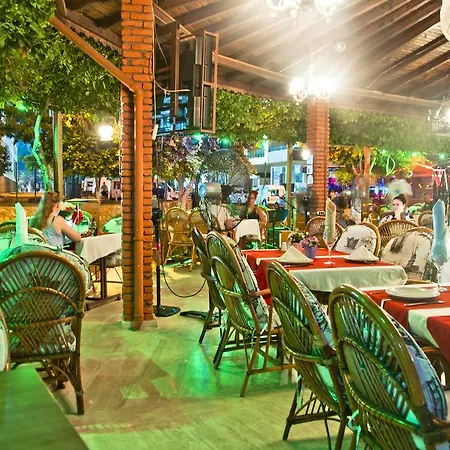 Sunway Aparthotel 2*